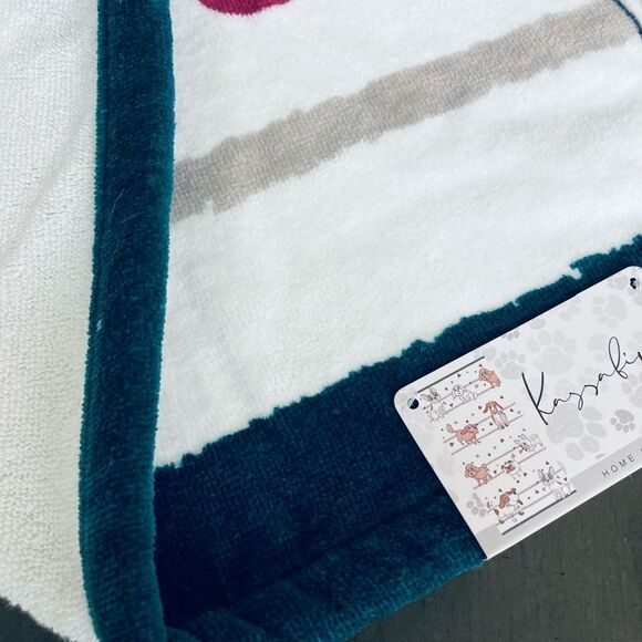 Puppy Love Valentine Dog 3-pc Hand Towels Set - Picture 3 of 4